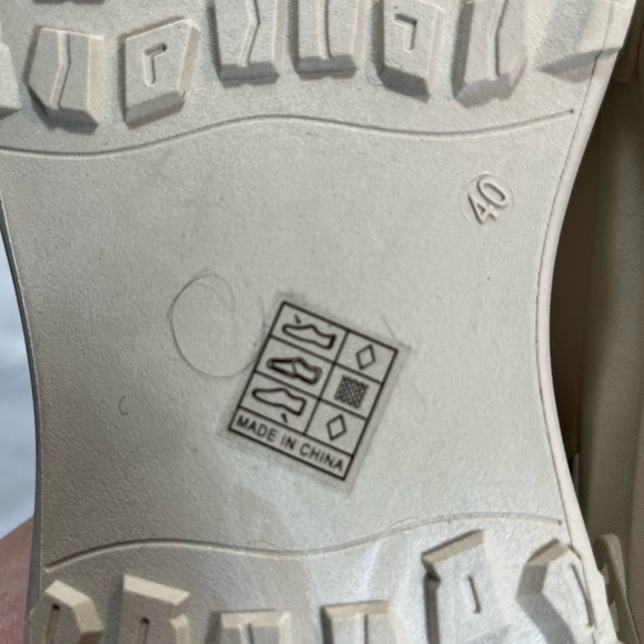 NWOT Burgundy & Tan Platform Sneaker - Picture 9 of 9